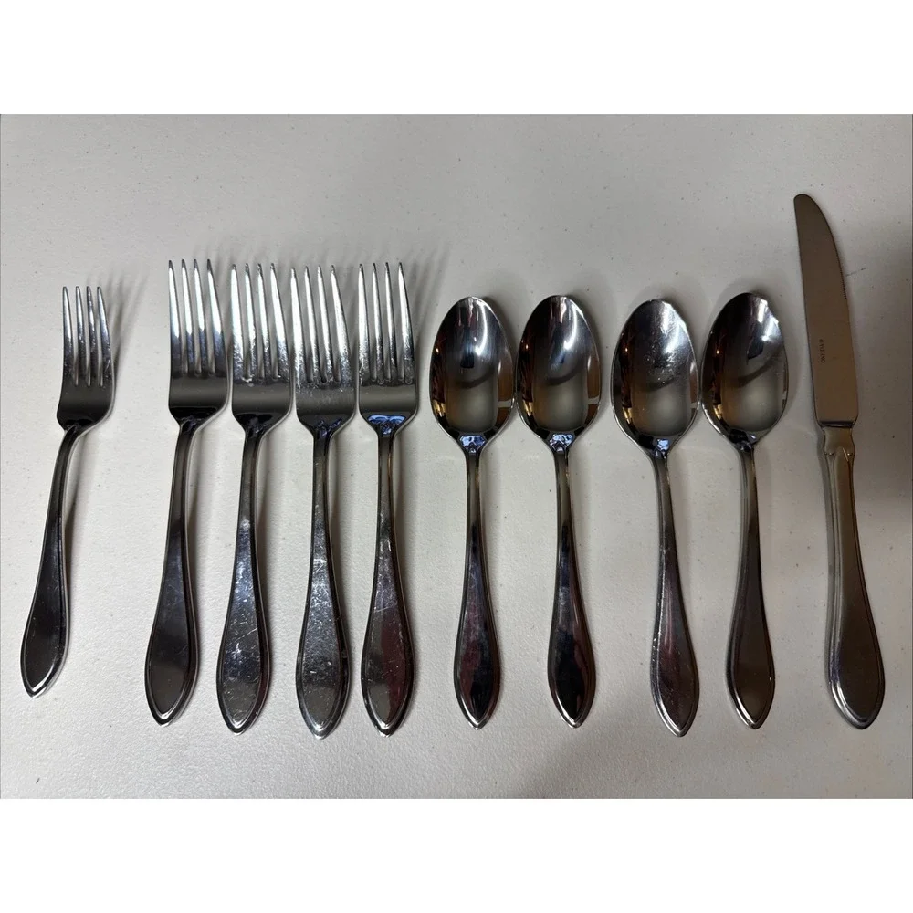 Oneida Astair Stainless 10 Piece Spoon Fork Knife  Set Glossy‎ Minimalist